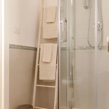 Fabulous 90mq Penthouse With Jacuzzi In Center Apartment *