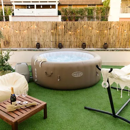 Fabulous 90mq Penthouse With Jacuzzi In Center *